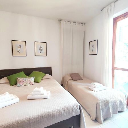 Green Apartment-City Centre Cagliari Bagian luar foto